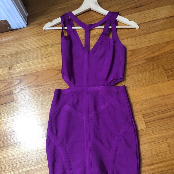 Purple bandage style cocktail dress. Size medium. - Picture 5 of 5